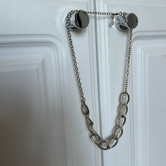 Monet gold and silver chain link strand necklace short - Picture 2 of 4